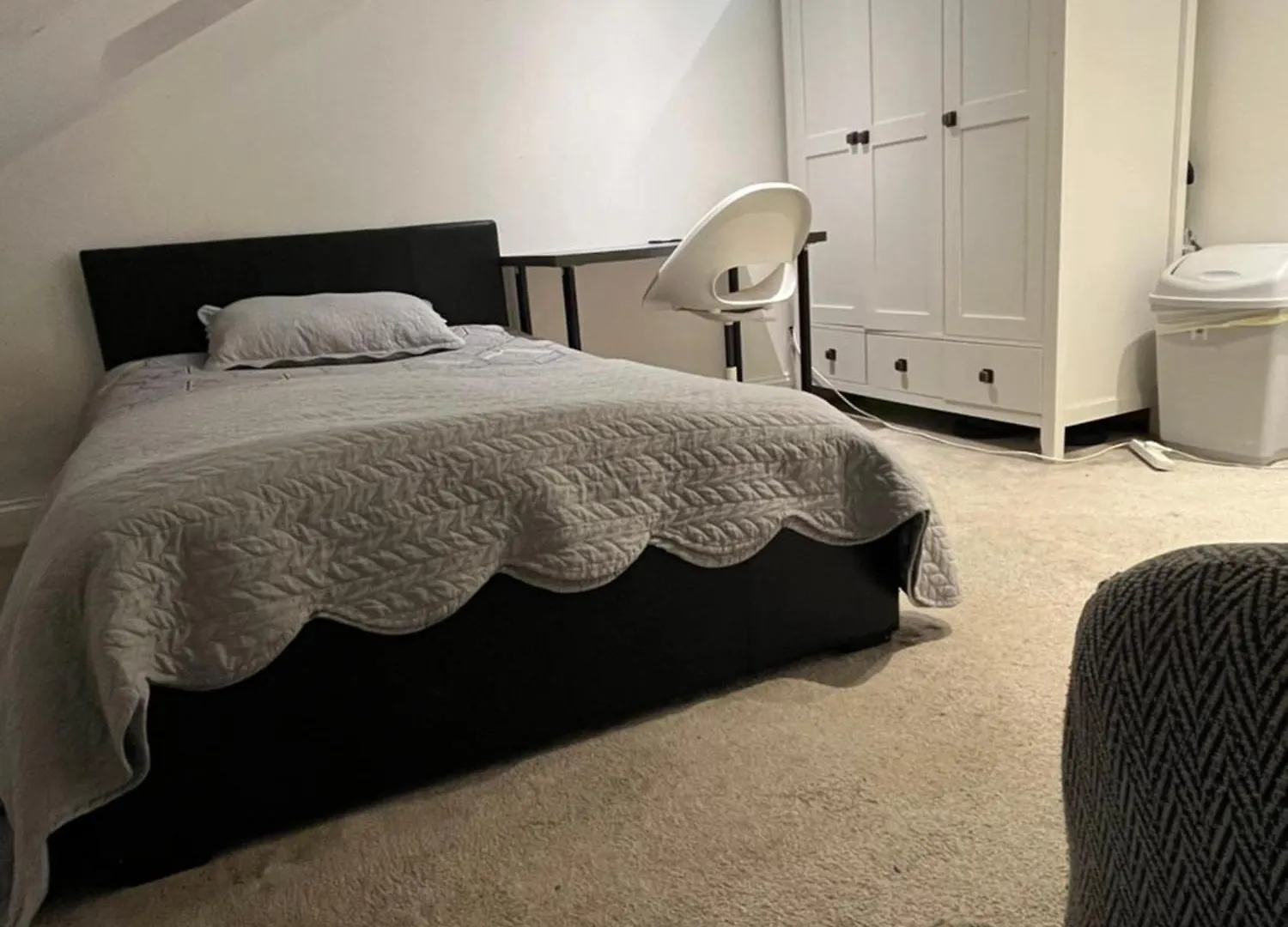 Homestay Eden House Apartment London